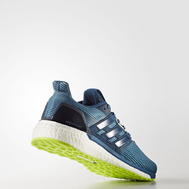 SEPATU LARI ADIDAS Supernova