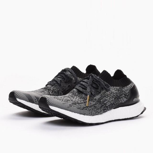 SEPATU LARI ADIDAS Ultra Boost Uncaged