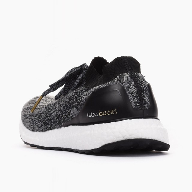 SEPATU LARI ADIDAS Ultra Boost Uncaged