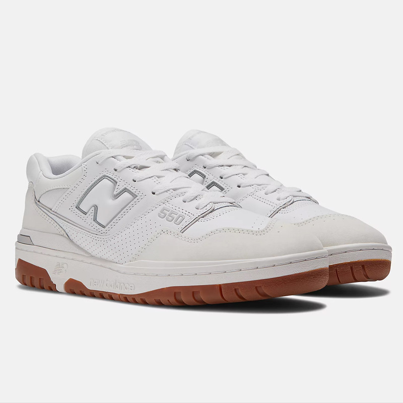 SEPATU SNEAKERS NEW BALANCE 550