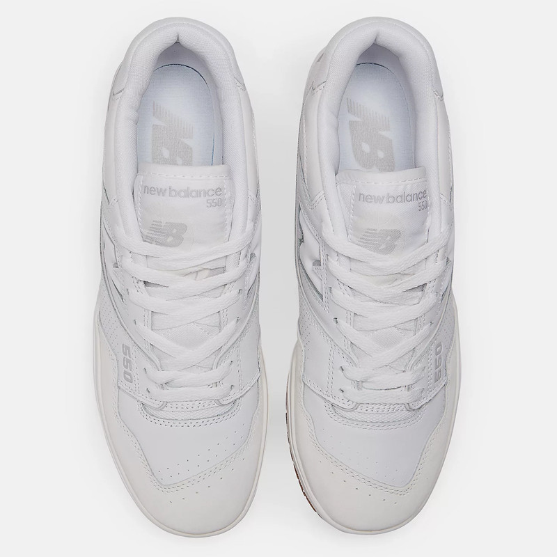 SEPATU SNEAKERS NEW BALANCE 550