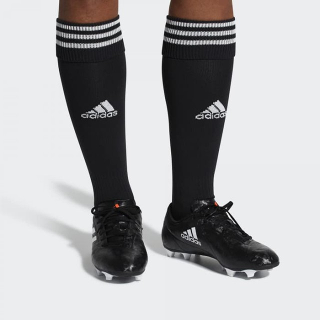 SEPATU FOOTBALL ADIDAS Conquisto II FG