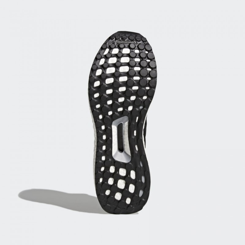 SEPATU LARI ADIDAS Ultraboost