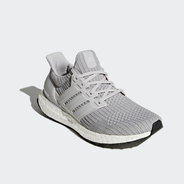 SEPATU LARI ADIDAS Ultraboost