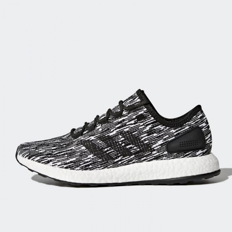 SEPATU LARI ADIDAS Pureboost
