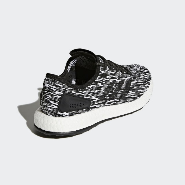 SEPATU LARI ADIDAS Pureboost