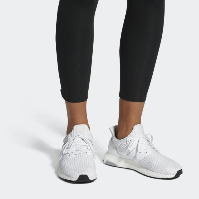 SEPATU LARI ADIDAS Wmns Ultraboost