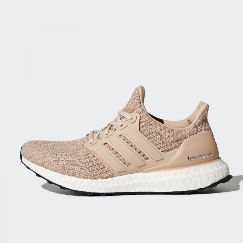 SEPATU LARI ADIDAS Wmns Ultraboost