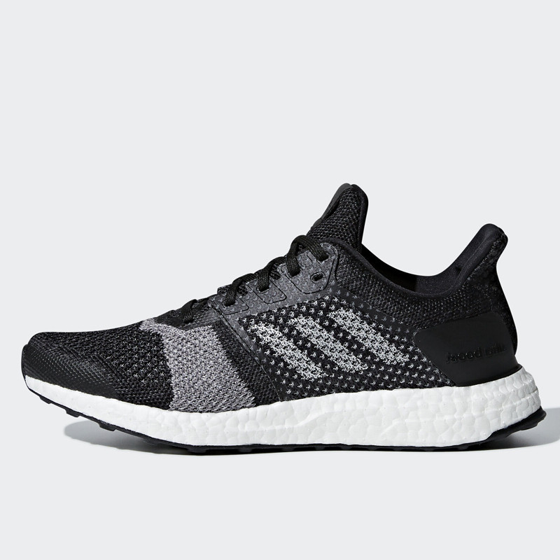 Jual SEPATU LARI Wanita ADIDAS Wmns Ultraboost St Core Black
