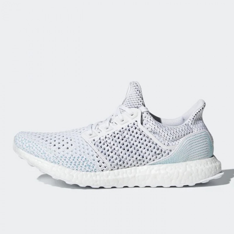 SEPATU LARI ADIDAS Ultraboost Parley LTD