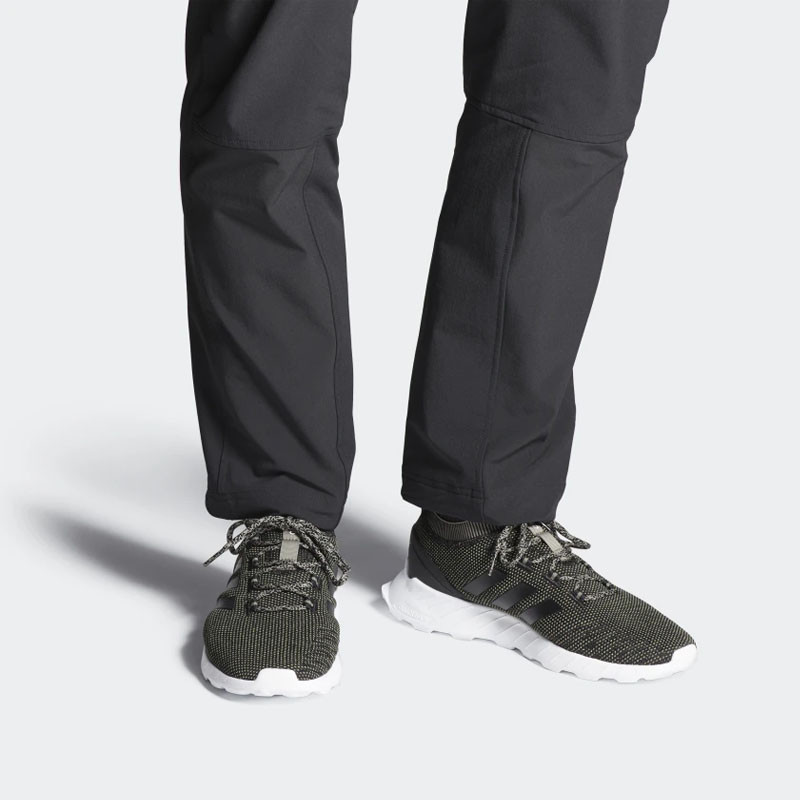 SEPATU LARI ADIDAS Questar Rise