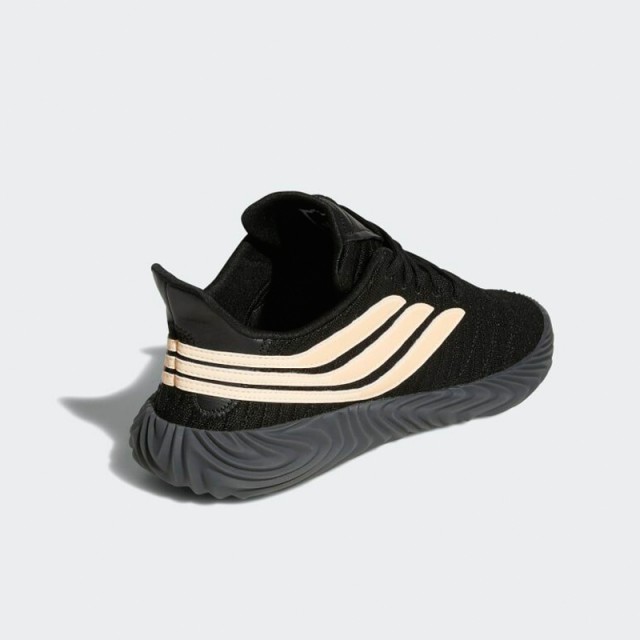 SEPATU SNEAKERS ADIDAS Sobakov