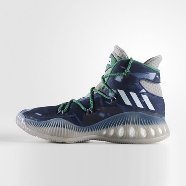 SEPATU BASKET ADIDAS Crazy Explosive 