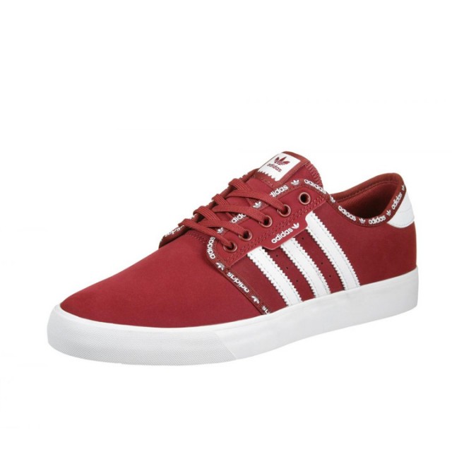 SEPATU SNEAKERS ADIDAS Seeley