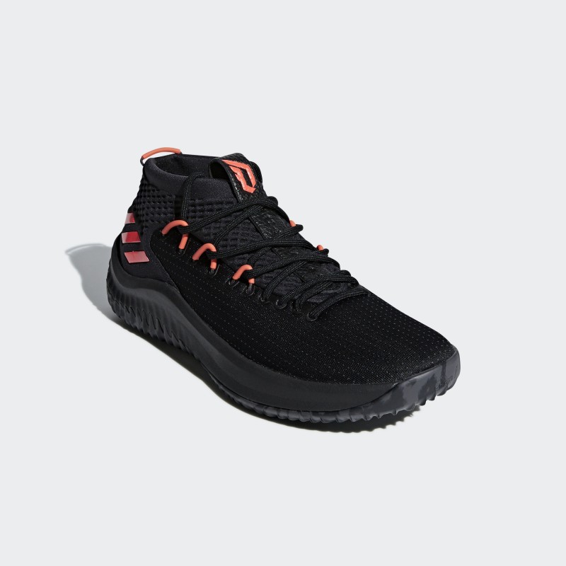 SEPATU BASKET ADIDAS Dame 4