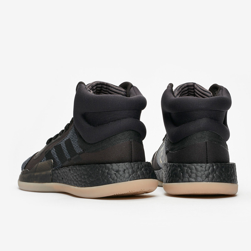 SEPATU BASKET ADIDAS Marquee Boost