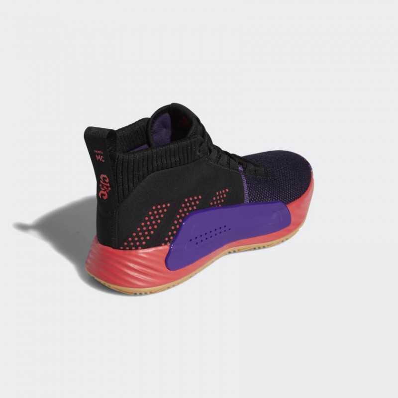 SEPATU BASKET ADIDAS Dame 5