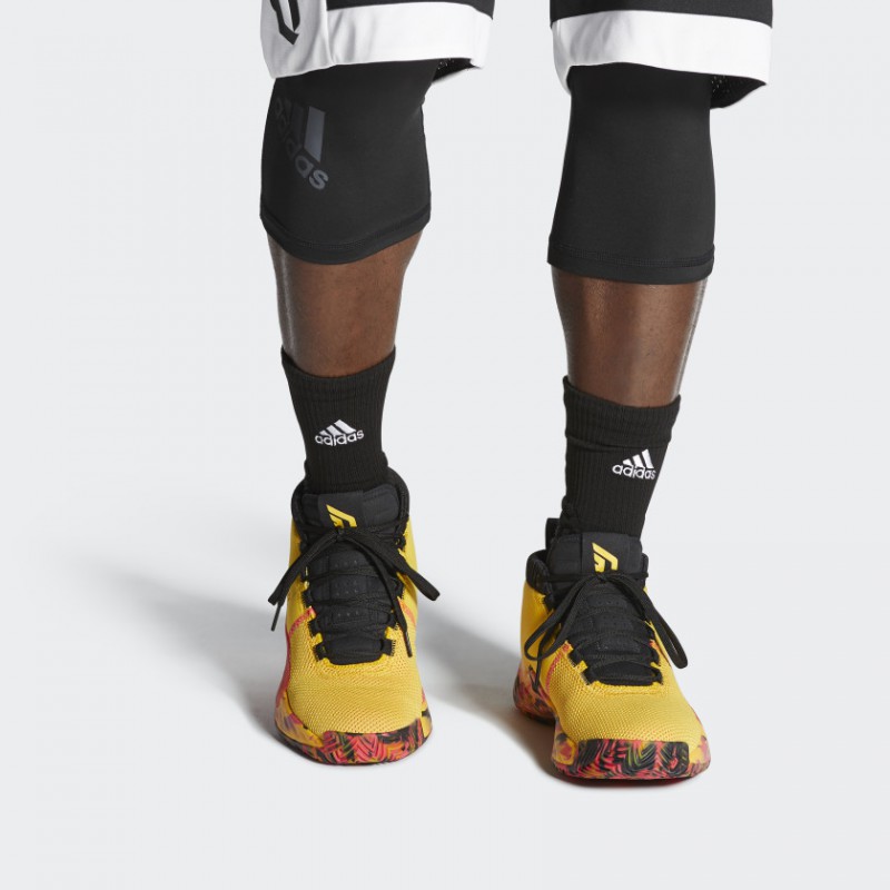 SEPATU BASKET ADIDAS Dame 5