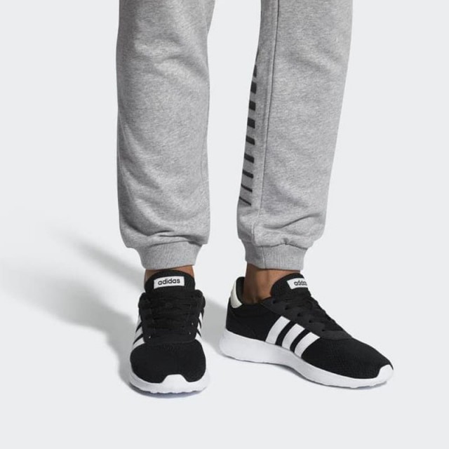 SEPATU LARI ADIDAS Lite Racer