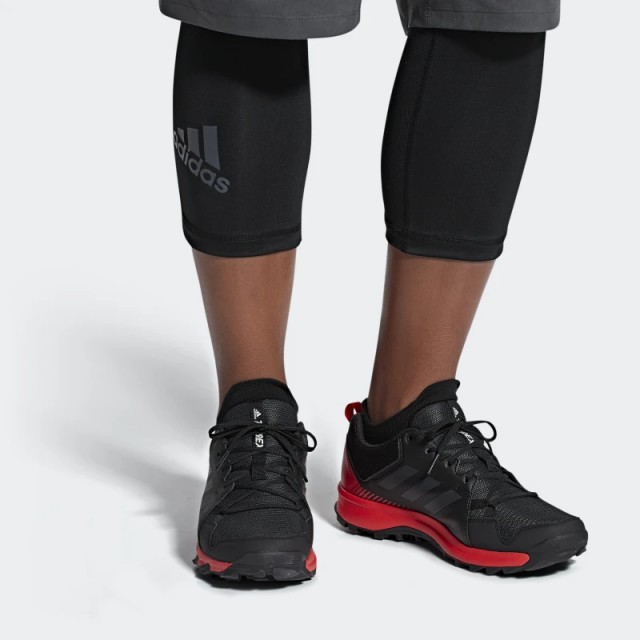 SEPATU TRAIL ADIDAS Terrex Tracerocker