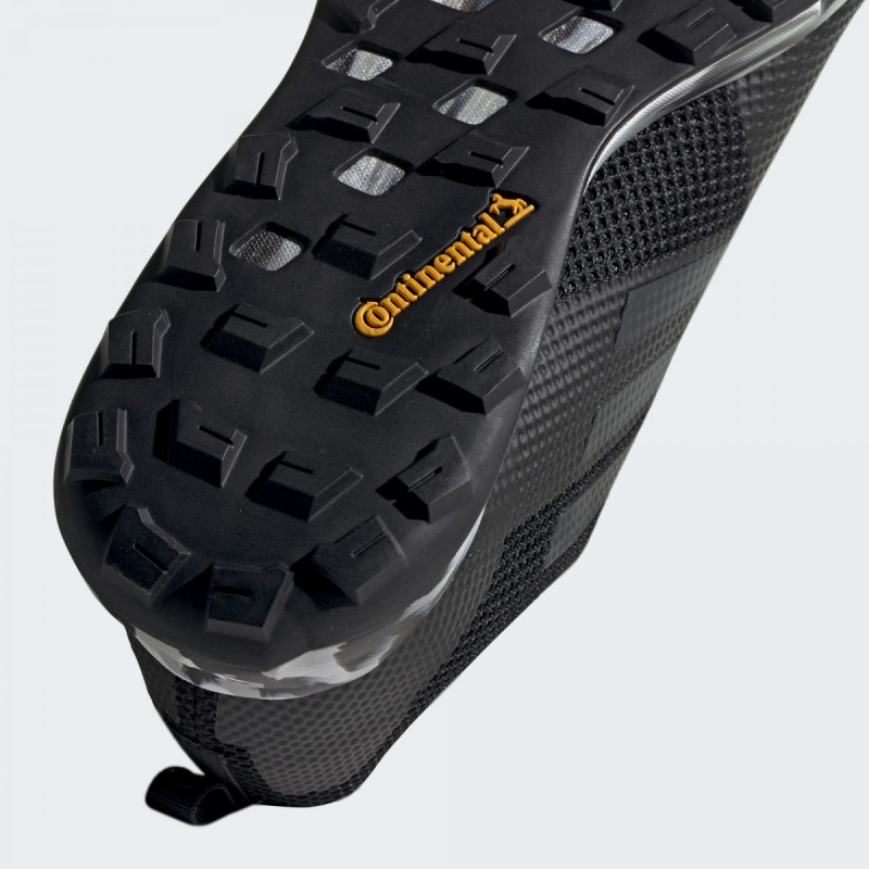 SEPATU TRAIL ADIDAS Terrex Two
