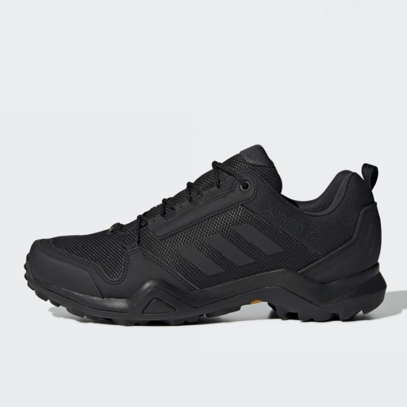 SEPATU TRAIL ADIDAS Terrex AX3 GTX