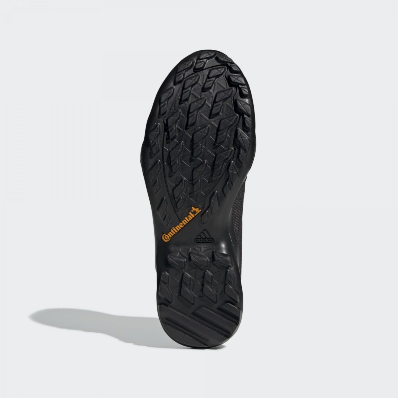 SEPATU TRAIL ADIDAS Terrex AX3