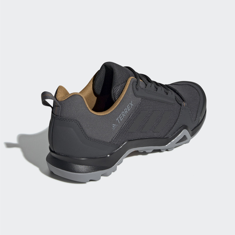 SEPATU TRAIL ADIDAS Terrex AX3