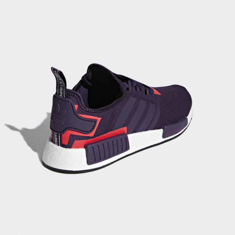 SEPATU SNEAKERS ADIDAS NMD_R1