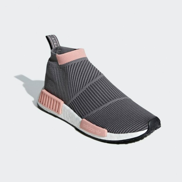SEPATU SNEAKERS ADIDAS Wmns NMD CS1 Primeknit