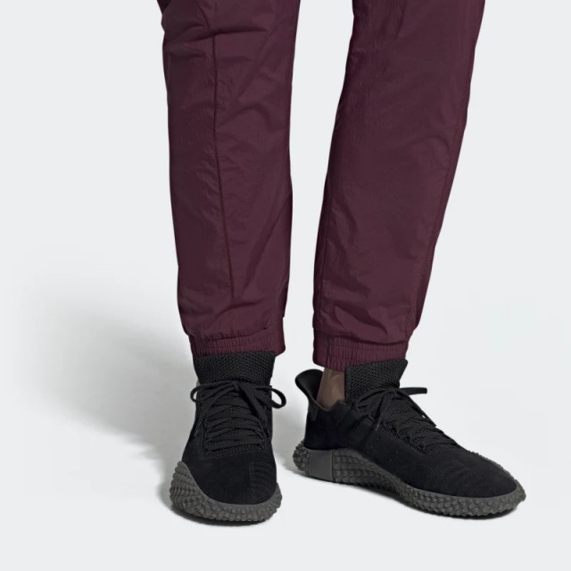 SEPATU SNEAKERS ADIDAS Kamanda 01