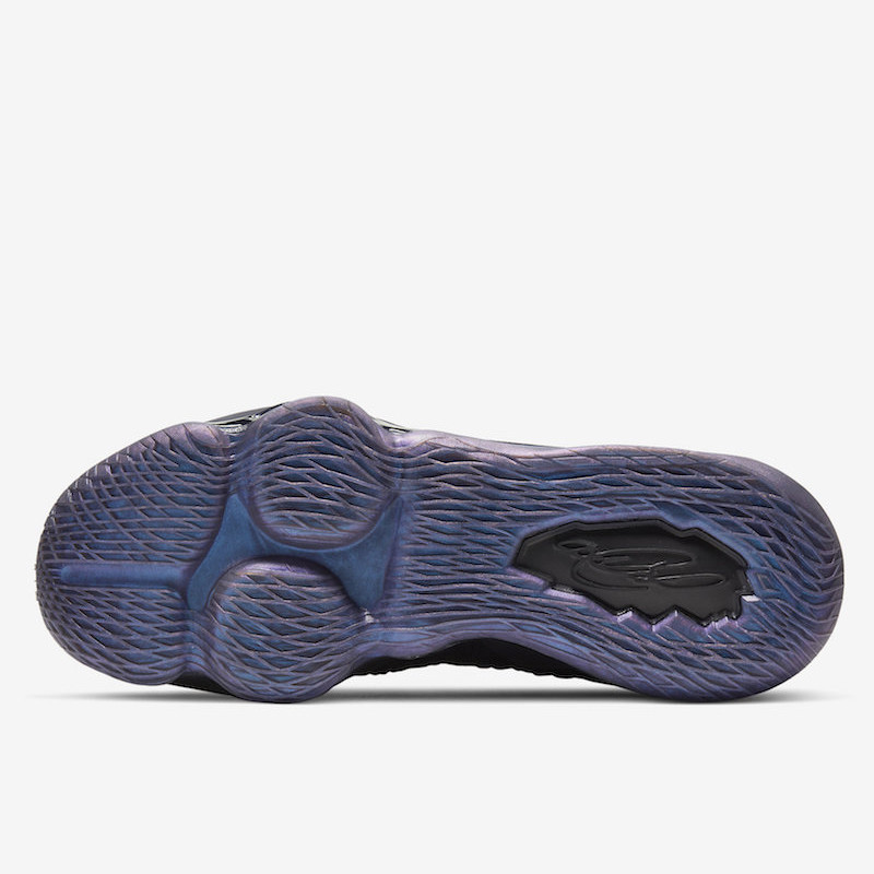 SEPATU BASKET NIKE Lebron 17