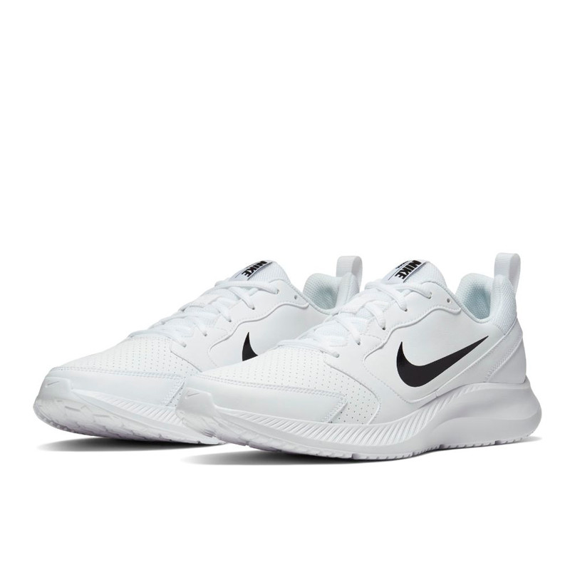 SEPATU LARI NIKE Todos