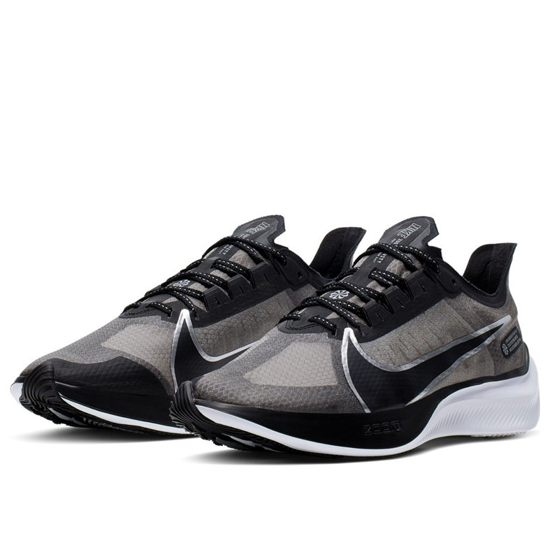 SEPATU LARI NIKE Zoom Gravity
