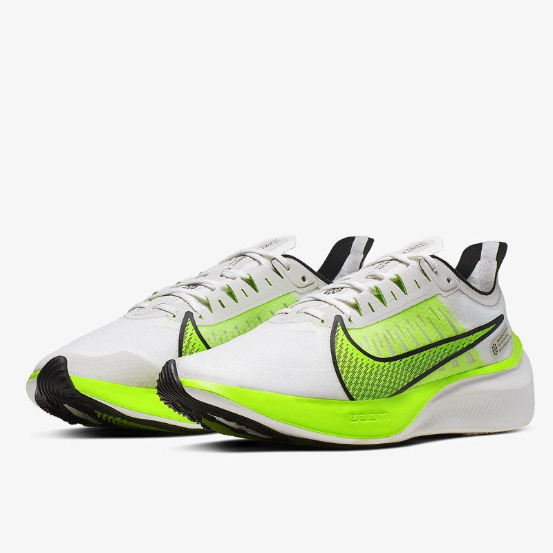 SEPATU LARI NIKE Zoom Gravity