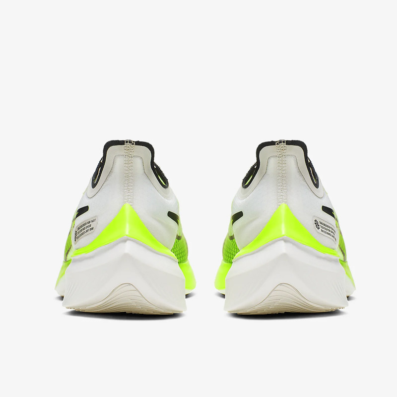 SEPATU LARI NIKE Zoom Gravity