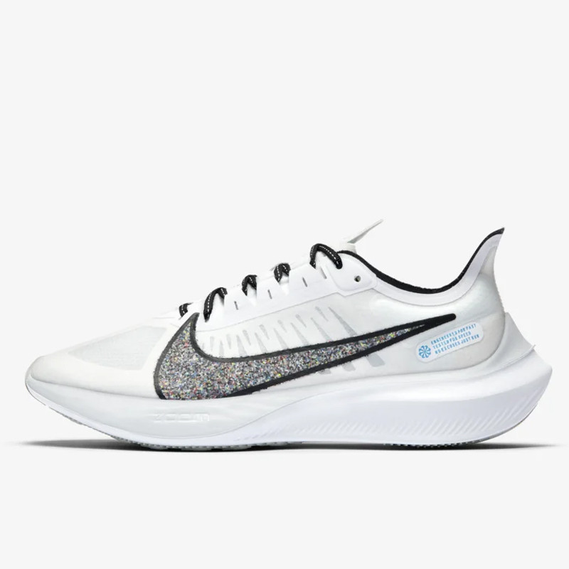 Sepatu Lari Nike Zoom Gravity White