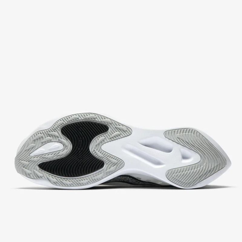 SEPATU LARI NIKE Zoom Gravity