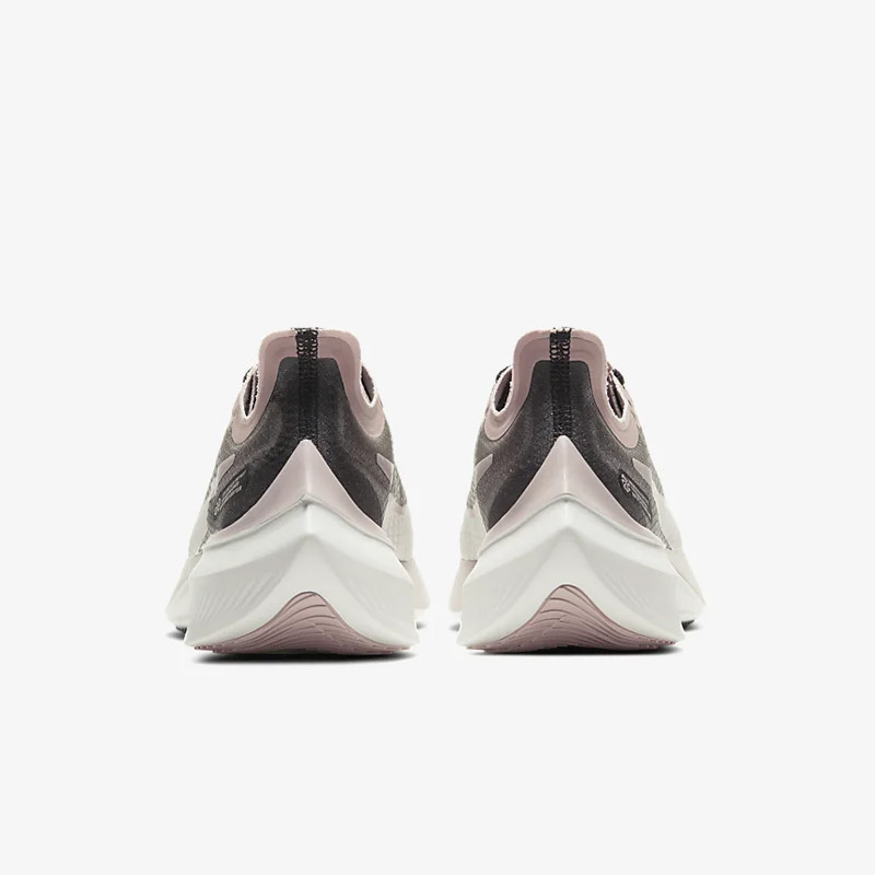 SEPATU LARI NIKE Wmns Zoom Gravity