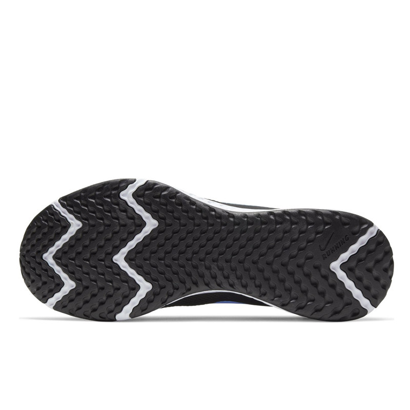 SEPATU LARI NIKE Revolution 5