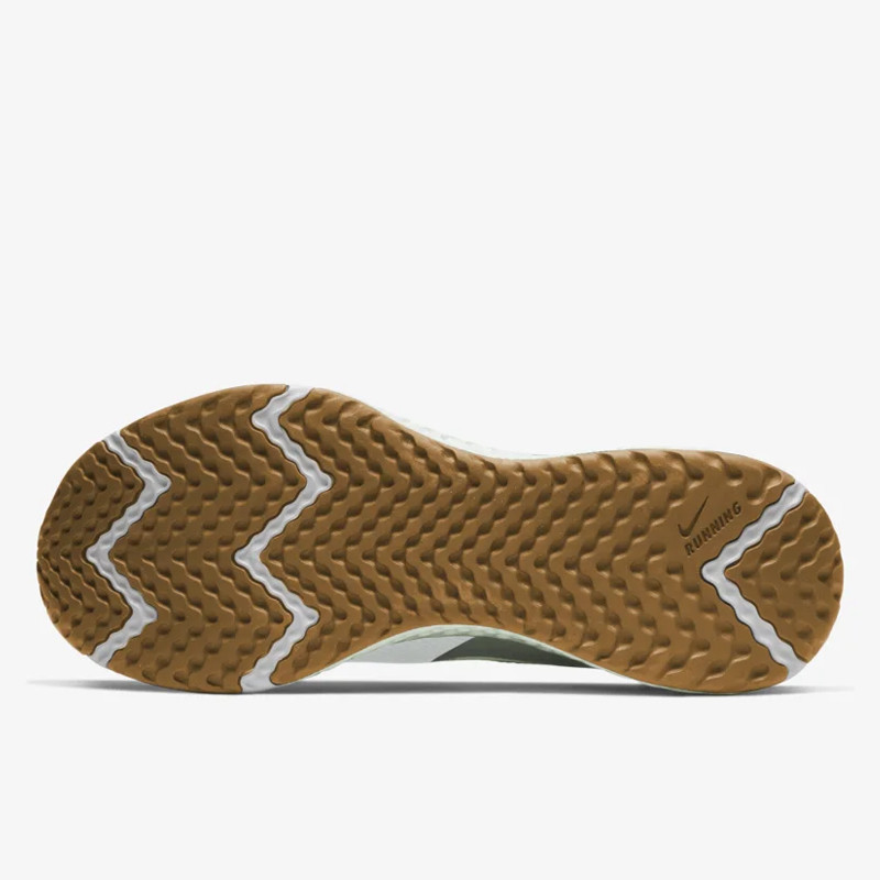 SEPATU LARI NIKE Revolution 5