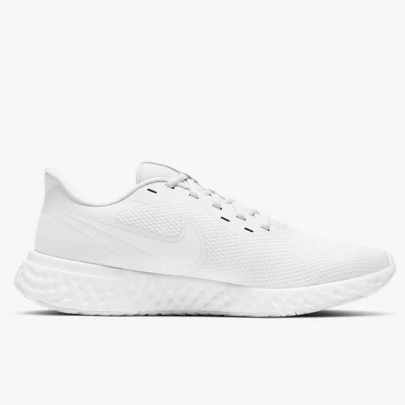 SEPATU LARI NIKE Revolution 5
