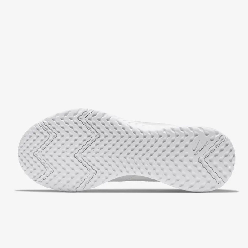 SEPATU LARI NIKE Wmns Revolution 5