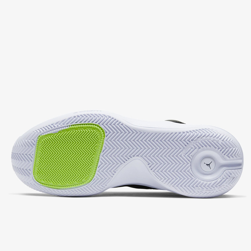 SEPATU BASKET AIR JORDAN Jumpman 2020 PF