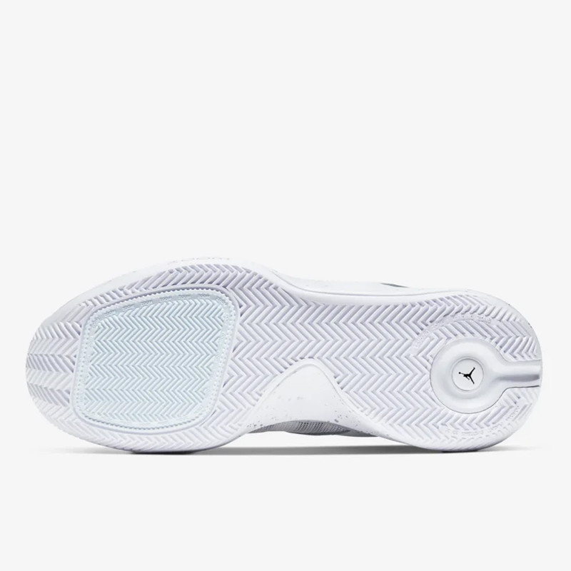 SEPATU BASKET AIR JORDAN Jumpman 2020 PF