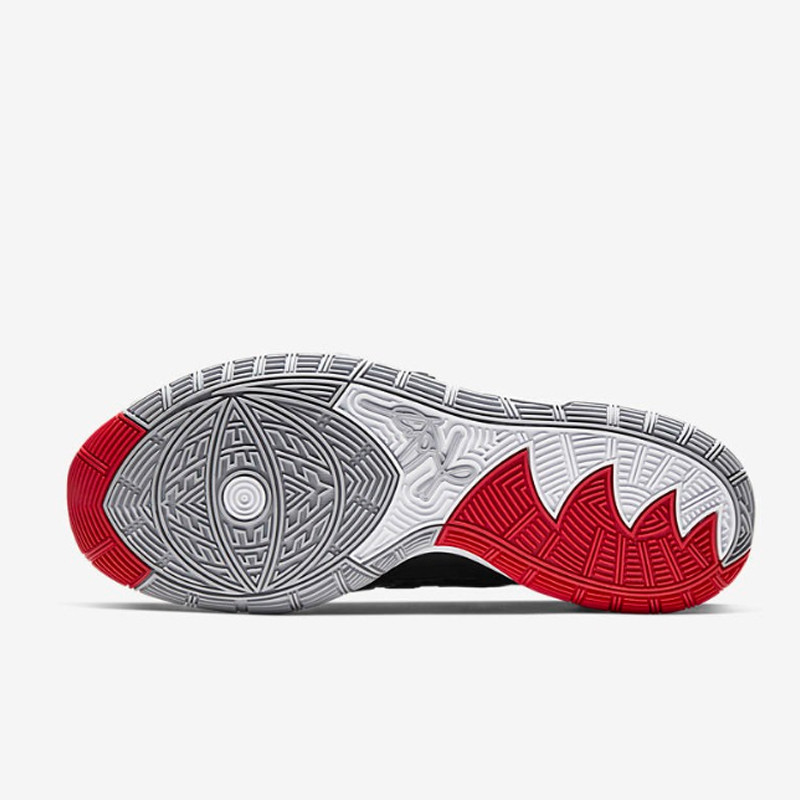 SEPATU BASKET NIKE Kyrie 6 EP