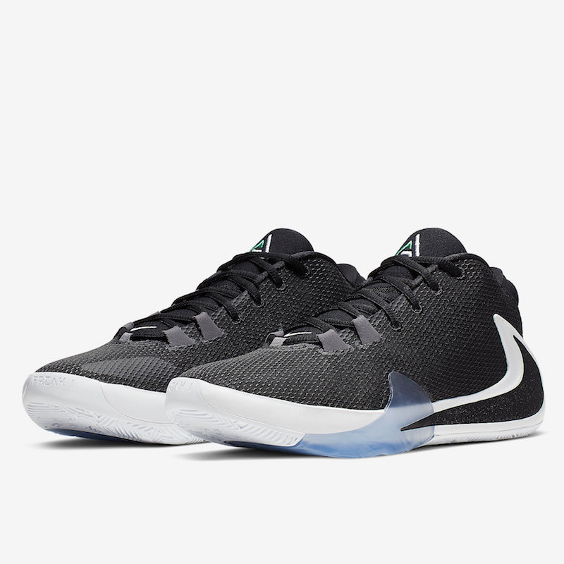 SEPATU BASKET NIKE Zoom Freak 1