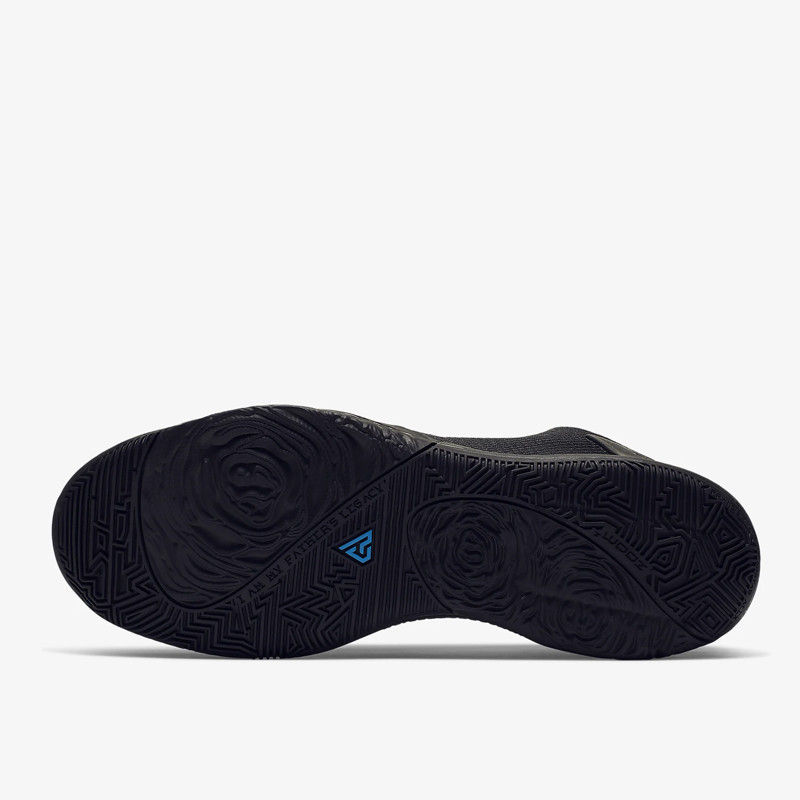 SEPATU BASKET NIKE Zoom Freak 1