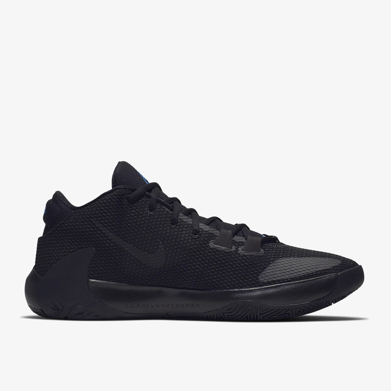 SEPATU BASKET NIKE Zoom Freak 1