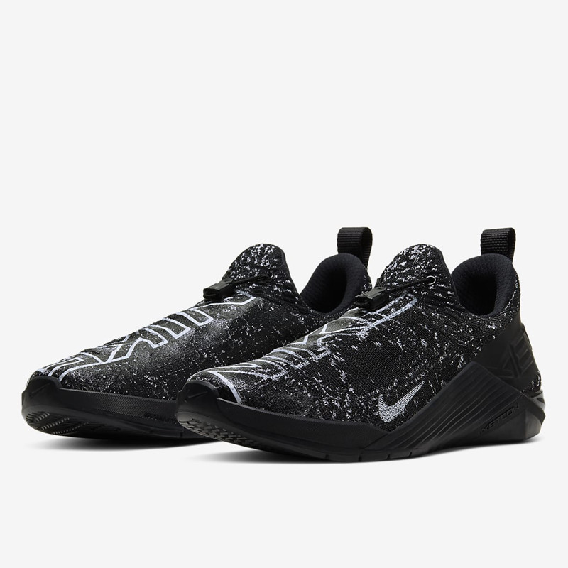 SEPATU TRAINING NIKE React Metcon